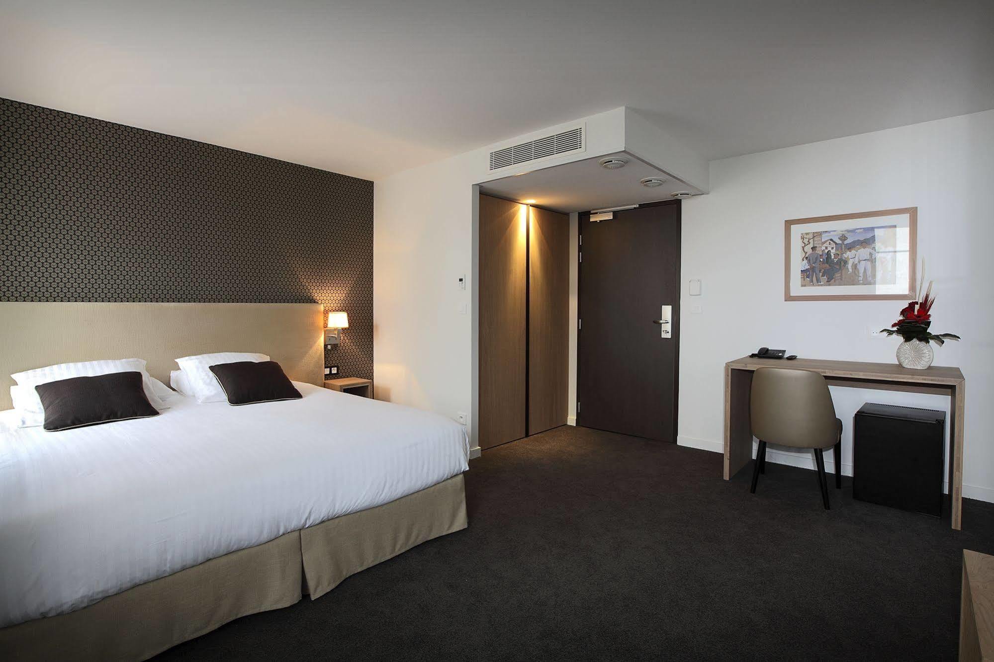 De La Nivelle Hotel Saint-Pée-sur-Nivelle Екстериор снимка